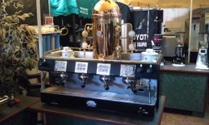Refurbished espresso machine Brasila 4 group Portofino with optional dome